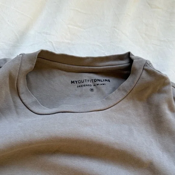 Grey Myoutfitonline t-shirt - Picture 3 of 4